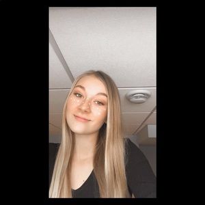 Meet your Posher, Julia